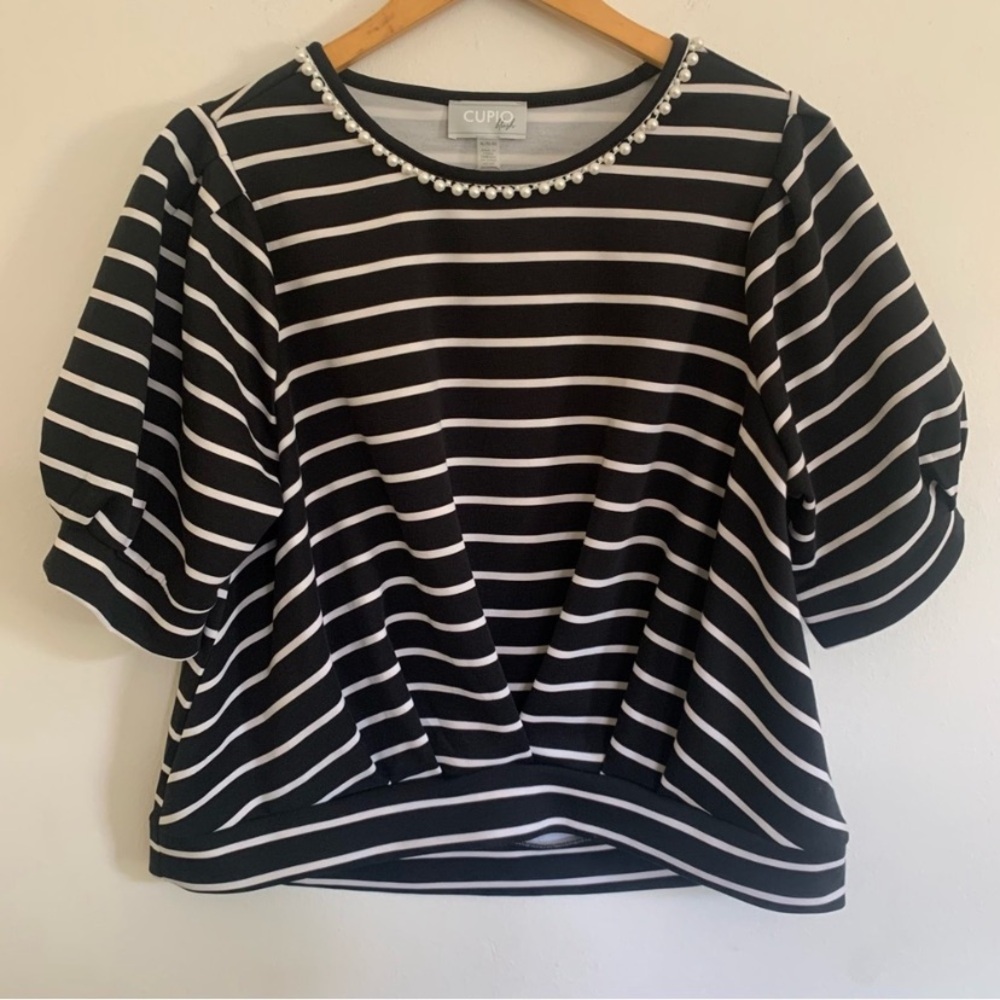 Cupio Black and White Striped Pearl-Trim Puff Sleeve Top